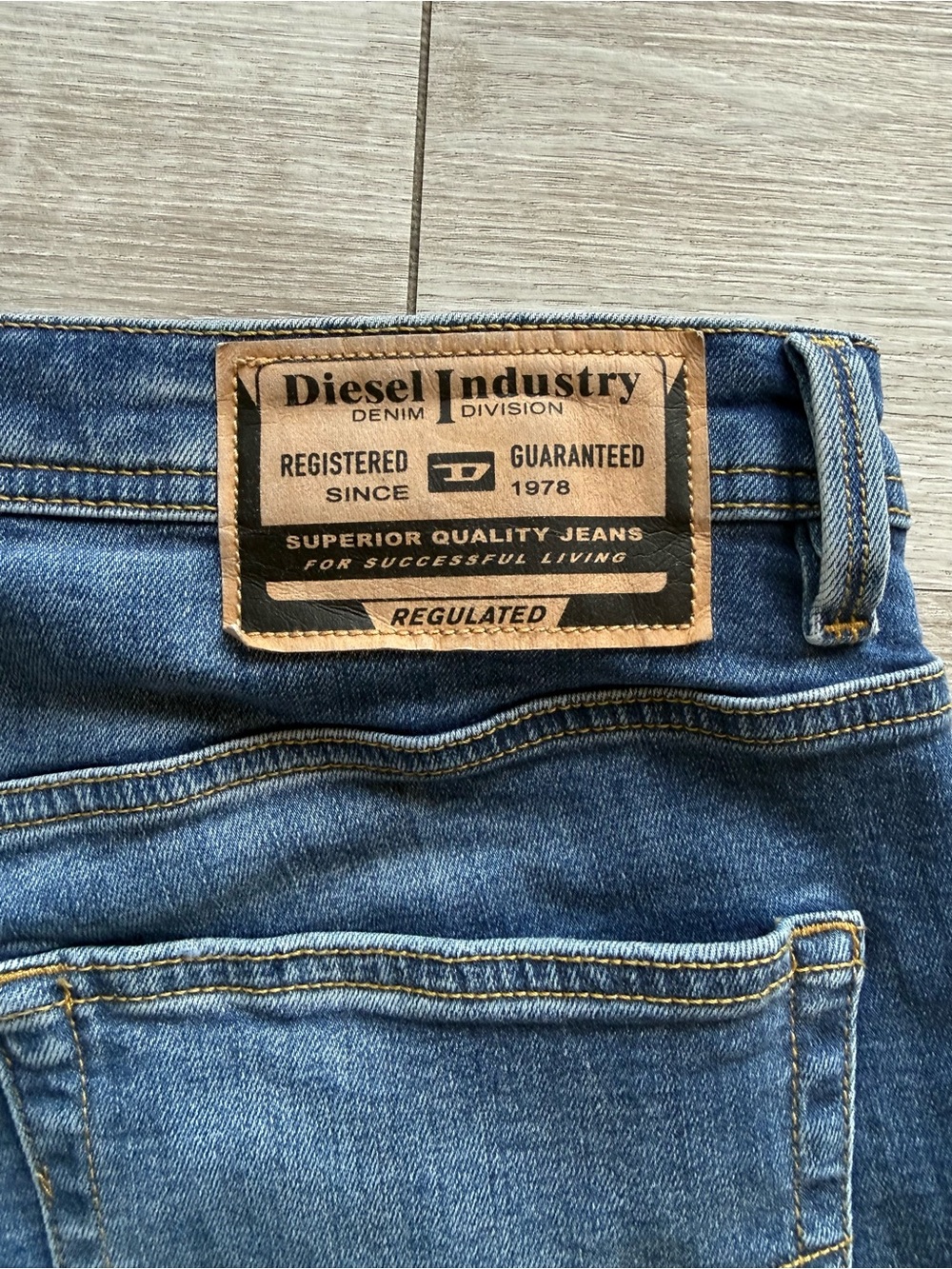 DIESEL JEANS SIZE 36/30